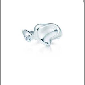 Tiffany Elsa peretti diamond ring